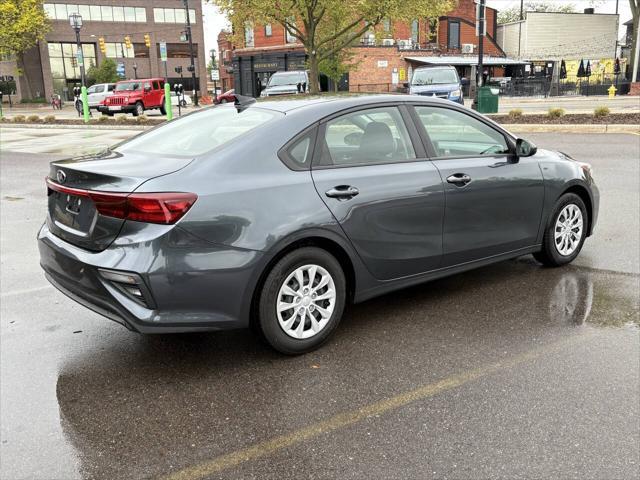 Photo of 2020 Gravity Grey Kia Forte