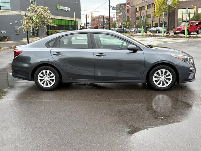 Photo of 2020 Gravity Grey Kia Forte