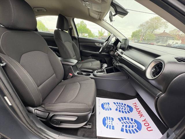 Photo of 2020 Gravity Grey Kia Forte