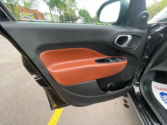 Photo of 2014 Nero Puro (Straight Black) FIAT 500L