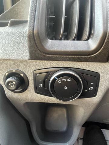 Photo of 2017 Oxford White Ford Transit-150