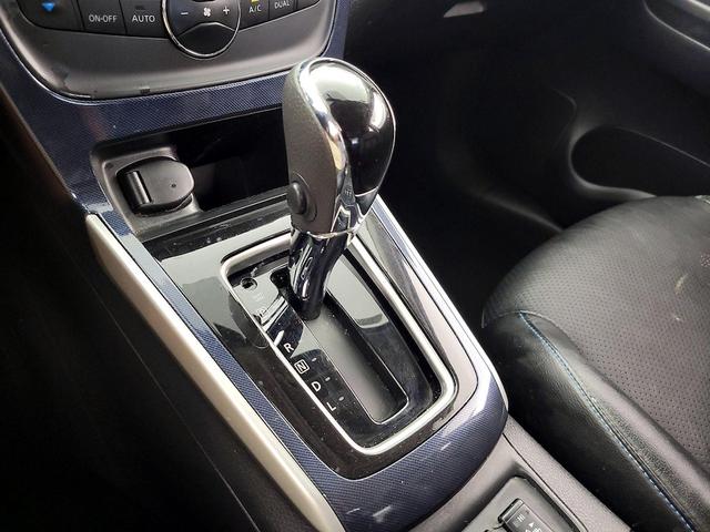 Photo of 2019 Gray Nissan Sentra