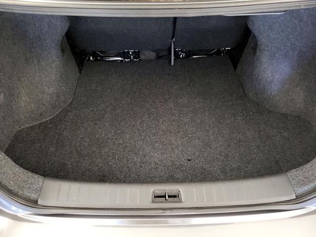Photo of 2019 Gray Nissan Sentra