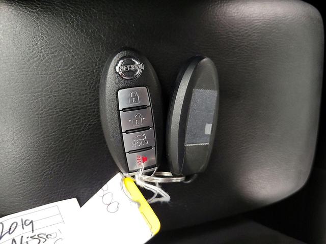 Photo of 2019 Gray Nissan Sentra