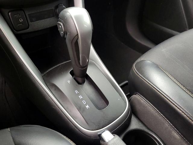 Photo of 2019 White Chevrolet Trax