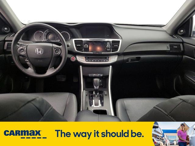 Photo of 2015 Gray Honda Accord