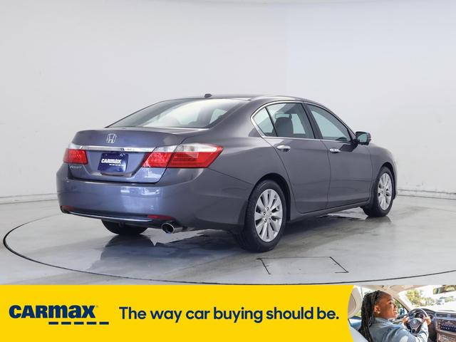 Photo of 2015 Gray Honda Accord