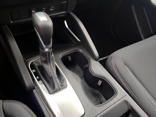 Photo of 2023 White Nissan Frontier