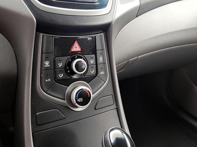 Photo of 2015 Gray Hyundai ELANTRA
