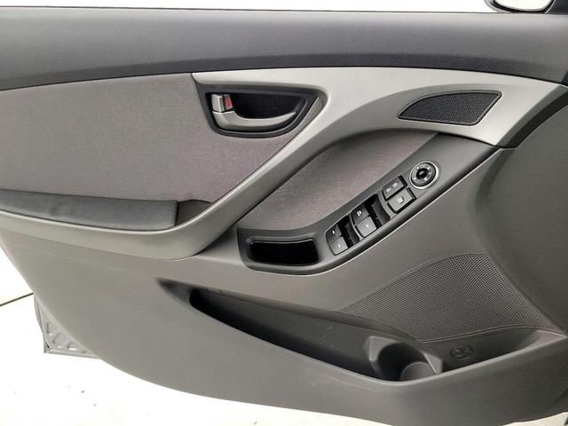Photo of 2015 Gray Hyundai ELANTRA
