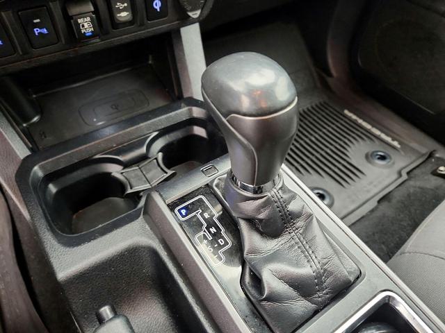 Photo of 2019 Blue Toyota Tacoma