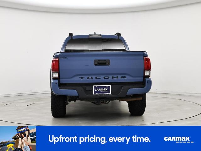 Photo of 2019 Blue Toyota Tacoma