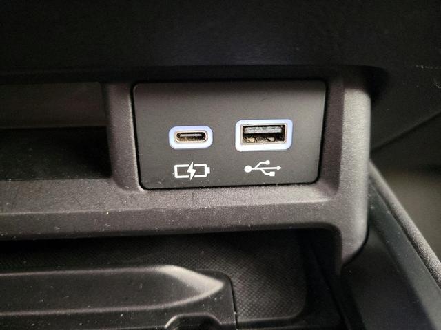 Photo of 2022 Green Lexus NX 250