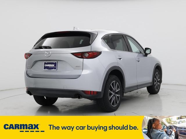 Photo of 2017 Silver Mazda CX-5