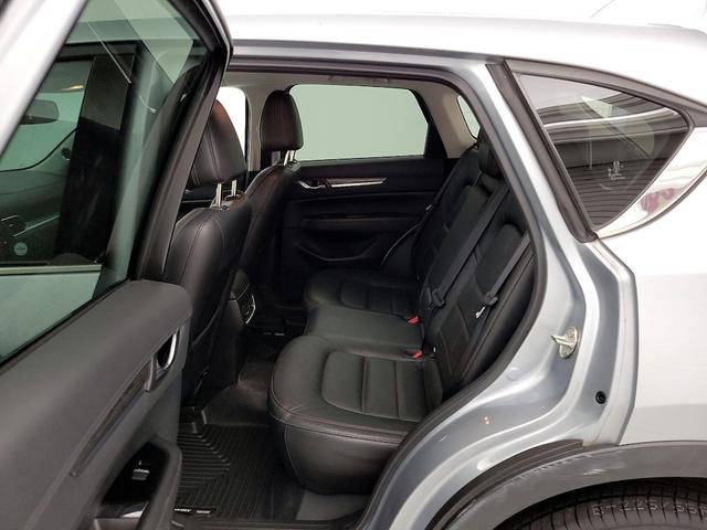 Photo of 2017 Silver Mazda CX-5