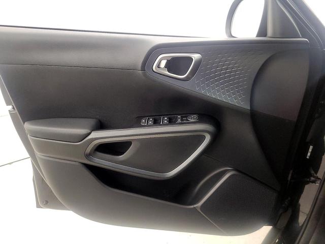 Photo of 2023 Black Kia Soul