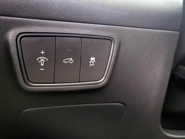 Photo of 2023 Gray Hyundai SANTA CRUZ