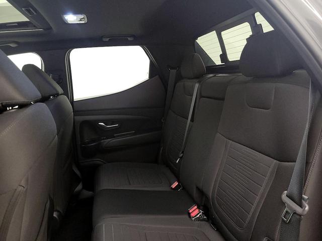 Photo of 2023 Gray Hyundai SANTA CRUZ