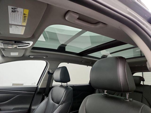 Photo of 2022 Gray Hyundai SANTA FE