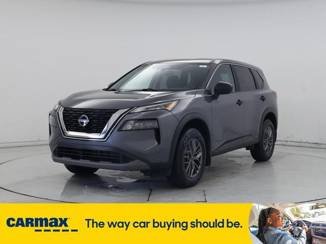 Photo of 2023 Gray Nissan Rogue