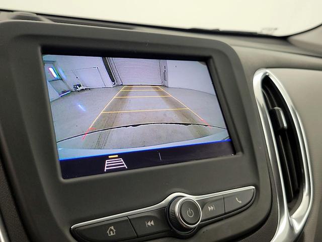 Photo of 2020 White Chevrolet Equinox