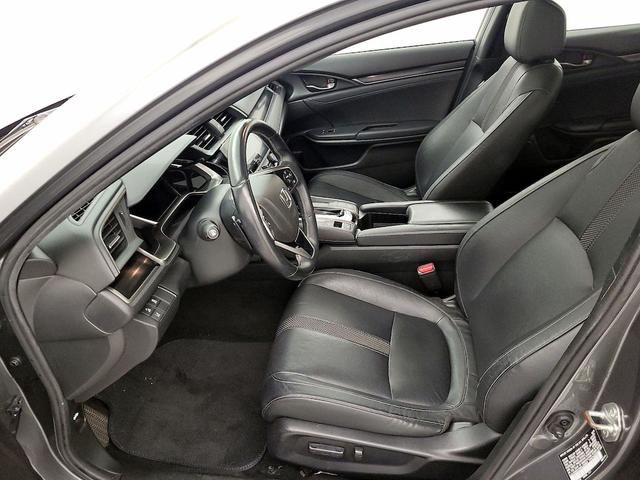 Photo of 2020 Gray Honda Civic