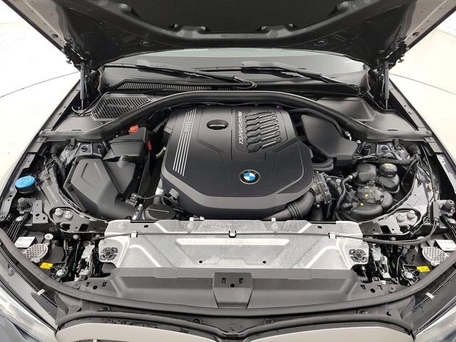 Photo of 2021 Gray BMW M340