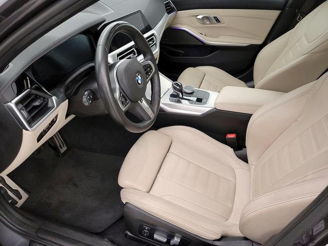 Photo of 2021 Gray BMW M340