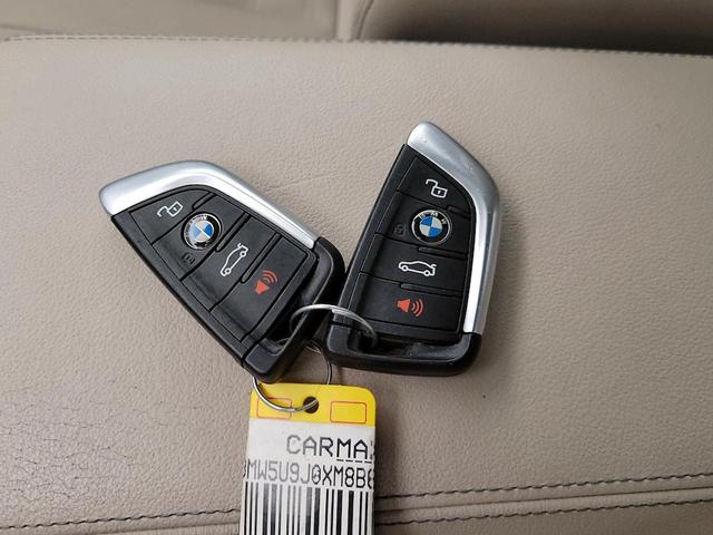 Photo of 2021 Gray BMW M340