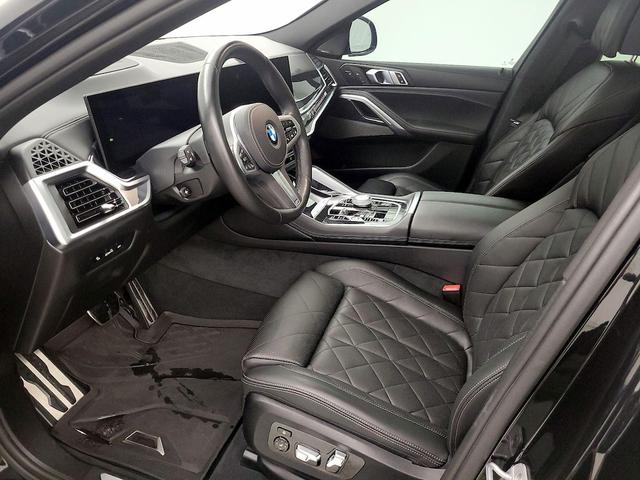 Photo of 2024 Black BMW X6