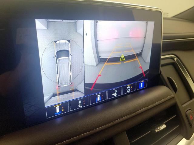 Photo of 2022 Black GMC Yukon XL