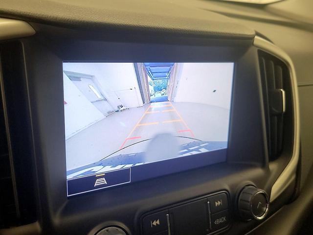 Photo of 2022 White GMC Terrain