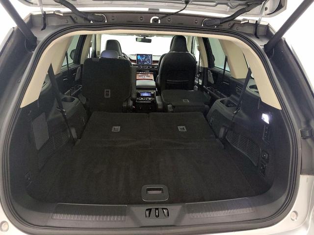 Photo of 2022 Silver Lincoln Aviator