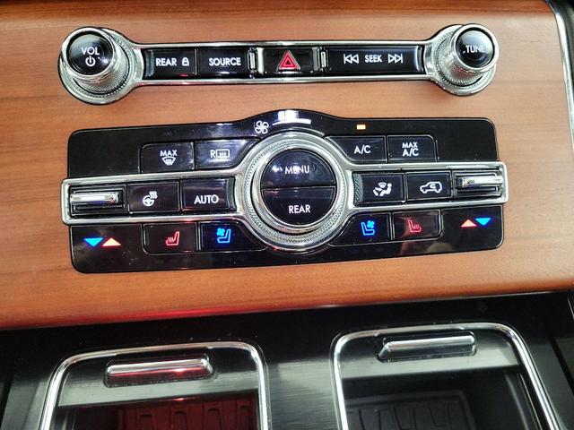Photo of 2022 Silver Lincoln Aviator