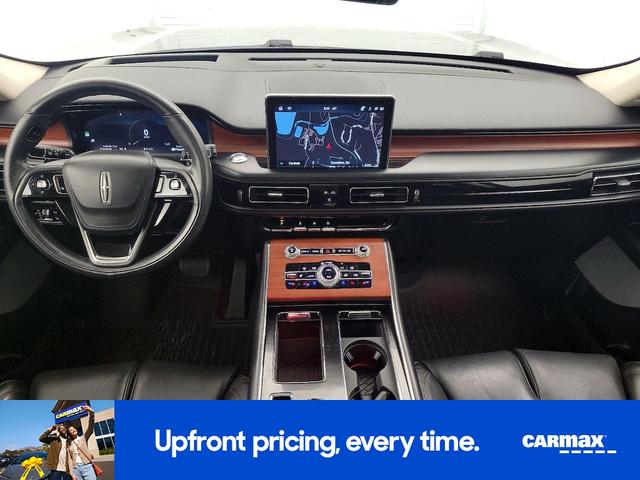 Photo of 2022 Silver Lincoln Aviator