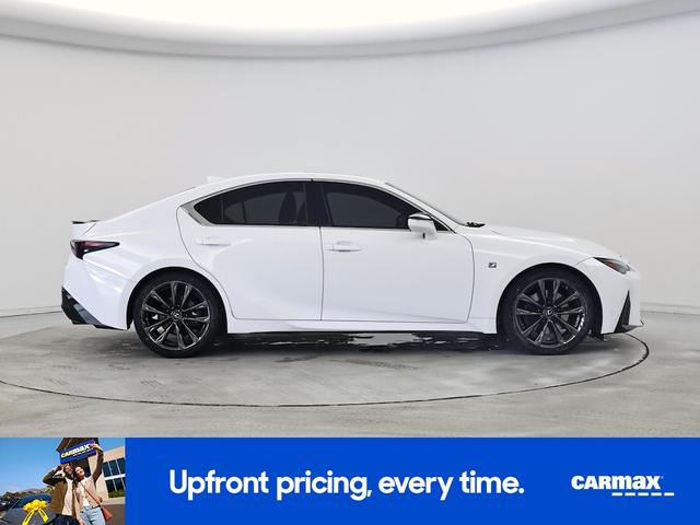 Photo of 2022 White Lexus IS 350