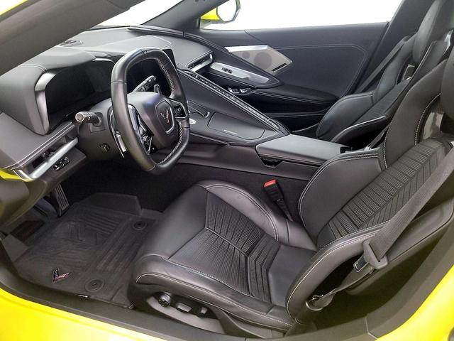 Photo of 2021 Yellow Chevrolet Corvette