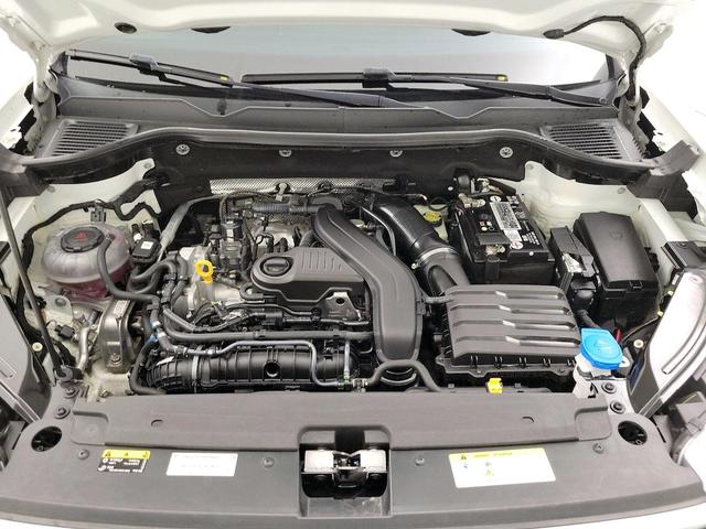 Photo of 2022 White Volkswagen Taos