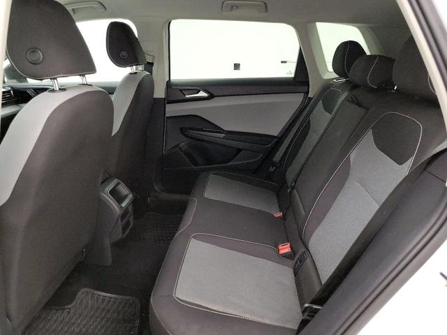 Photo of 2022 White Volkswagen Taos