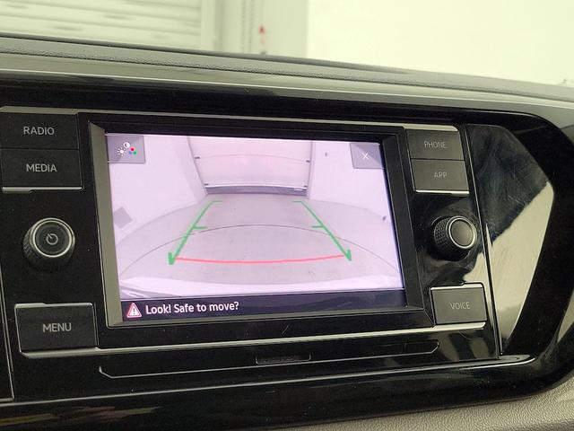 Photo of 2022 White Volkswagen Taos