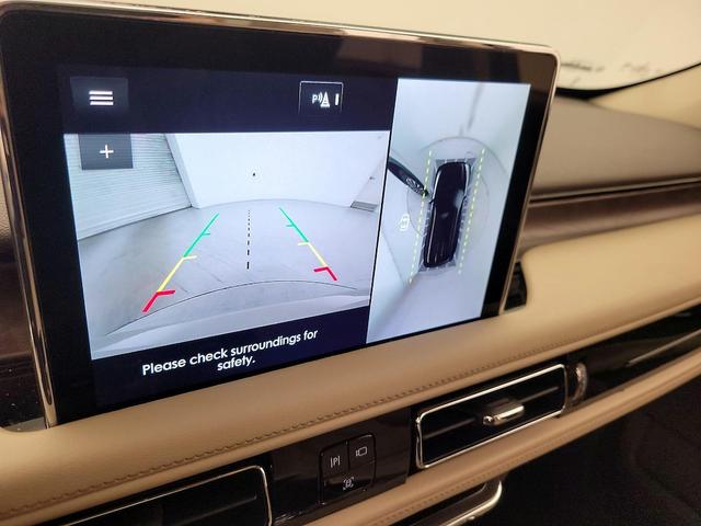 Photo of 2022 Tan Lincoln Aviator