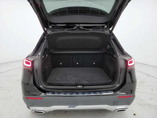Photo of 2021 Black Mercedes-Benz GLA 250