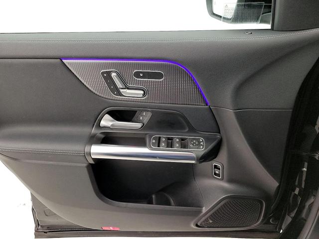 Photo of 2021 Black Mercedes-Benz GLA 250