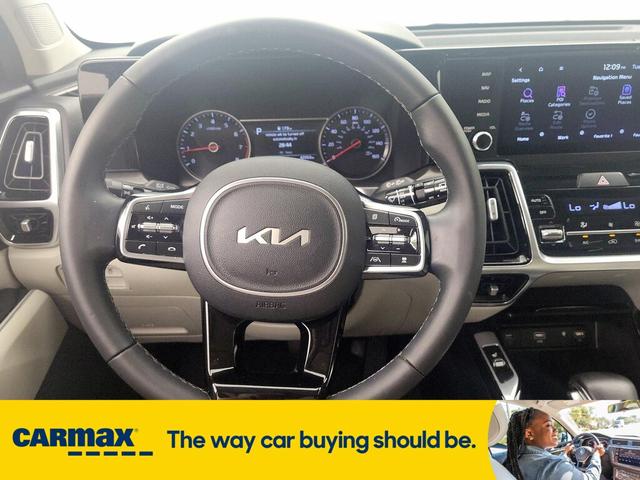 Photo of 2022 Black Kia Sorento