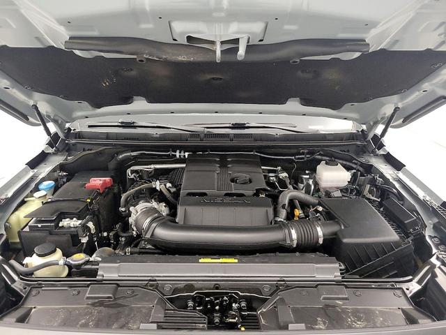 Photo of 2024 Gray Nissan Frontier