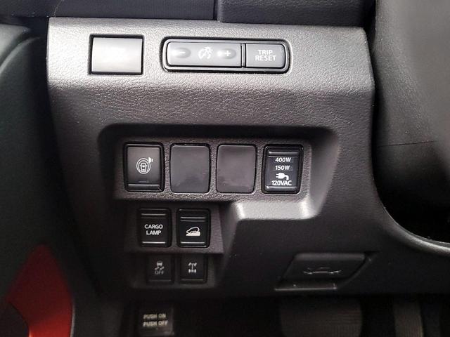 Photo of 2024 Gray Nissan Frontier