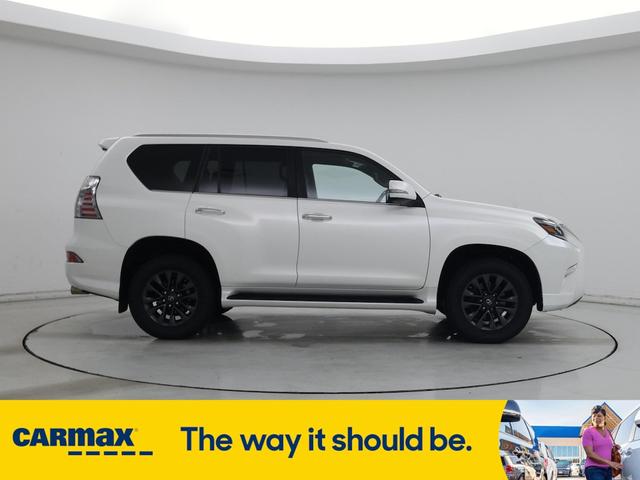 Photo of 2023 White Lexus GX 460
