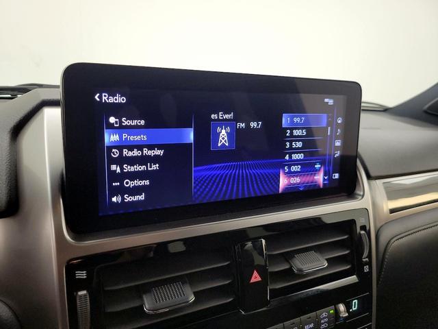 Photo of 2023 White Lexus GX 460