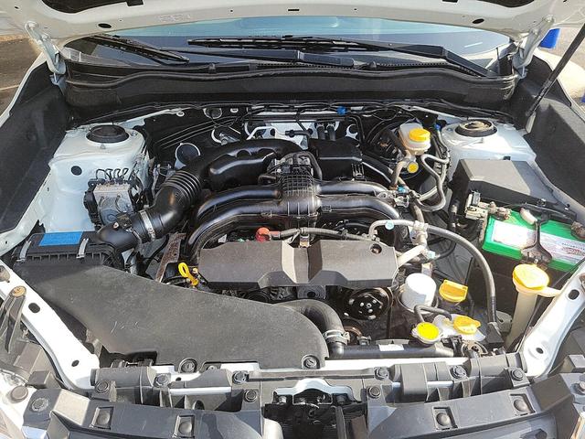 Photo of 2015 White Subaru Forester