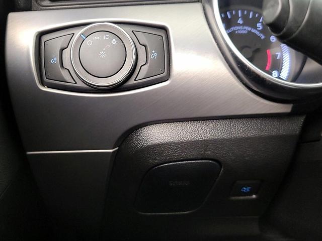 Photo of 2022 Silver Ford Mustang
